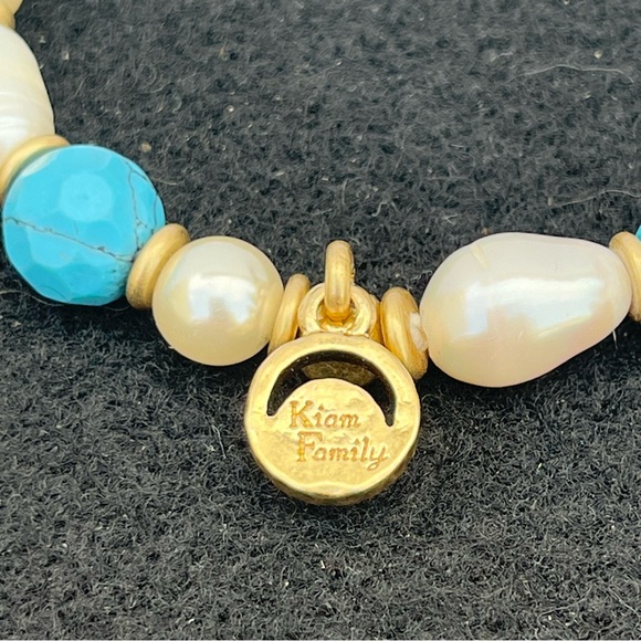 Lia Sophia Brio Turquoise Faux Pearls And Gold Bracelet - Picture 4 of 6